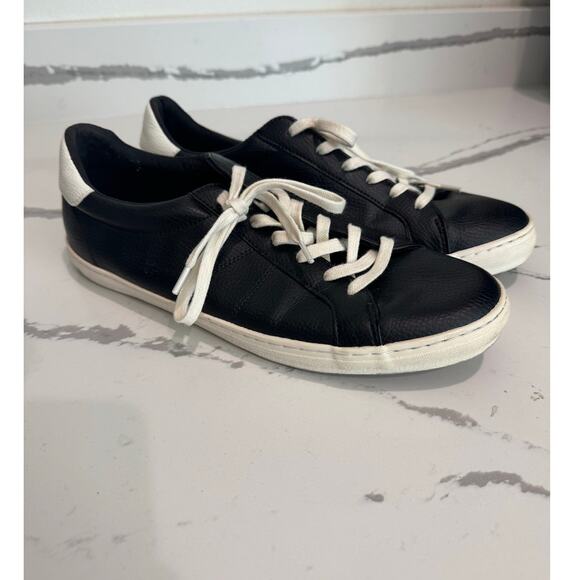 Old Navy Women's Sneakers Black White Lace Up Size 10 Work Professional - Picture 1 of 7